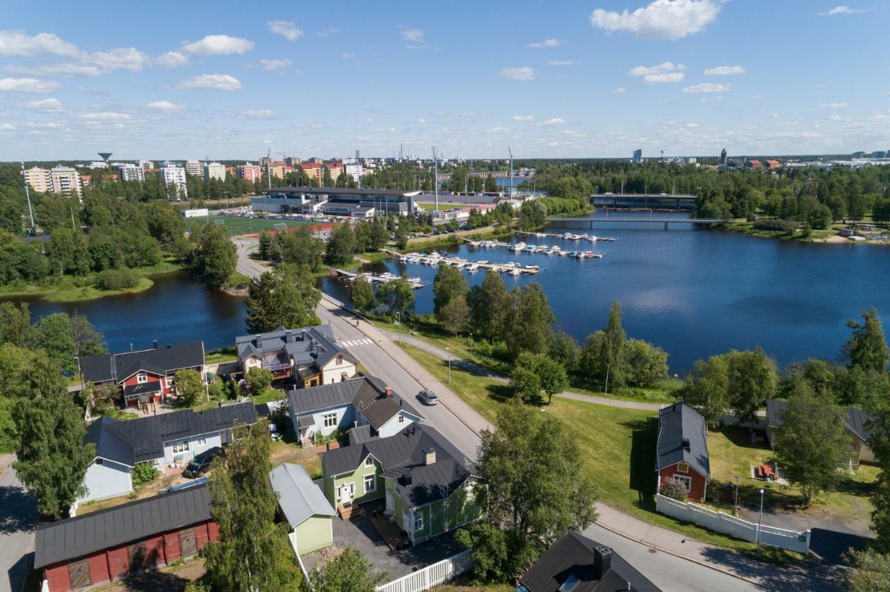 Pikisaari Guesthouse Uleåborg Exteriör bild